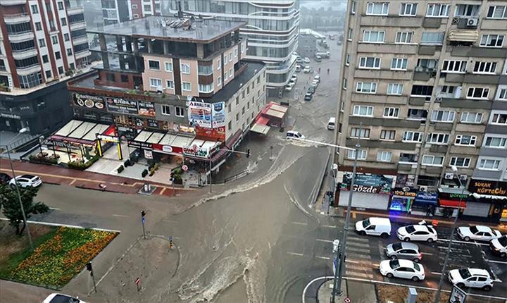 Samsunun Doğusu ile Ordunun İç Kesimlerinde Kuvvetli Yağış Bekleniyor
