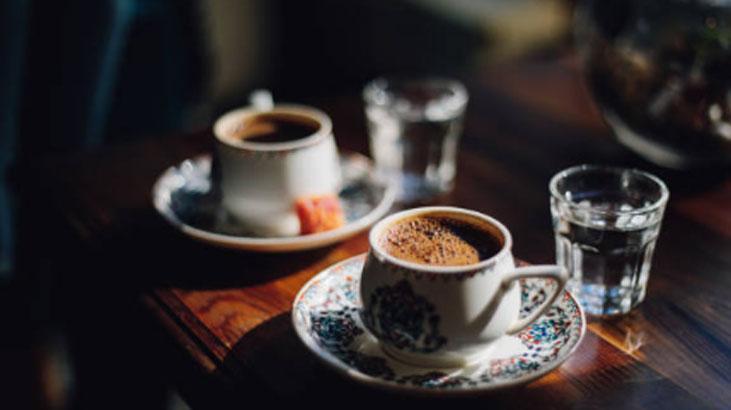 Türk kahvesini paşalar gibi için Pişirirken içine biraz ekleyin, yumuşatıp köpürtüyor Türk kahvesini paşalar gibi için Pişirirken içine biraz ekleyin, yumuşatıp köpürtüyor