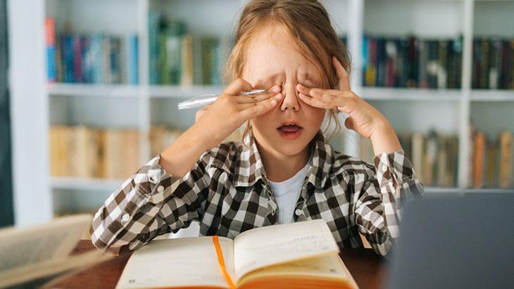 Okulda başarısızlığın gizli nedeni: Görme sorunları! 5 adımda test edin