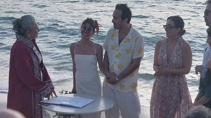 Ceren Moray casou-se com seu amante Doğu Orcan. Aqui estão as fotos do casamento.