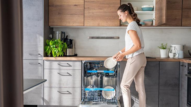 Bulaşıklar tertemiz ama yumurta gibi kokuyor Çözümü çok basit, filtrede saklıymış Bulaşıklar tertemiz ama yumurta gibi kokuyor Çözümü çok basit, filtrede saklıymış