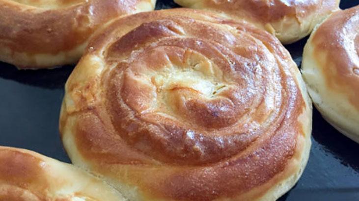Hamur açmaya gerek kalmadan börek yapın Mayasız tarifle çıtır çıtır lezzet