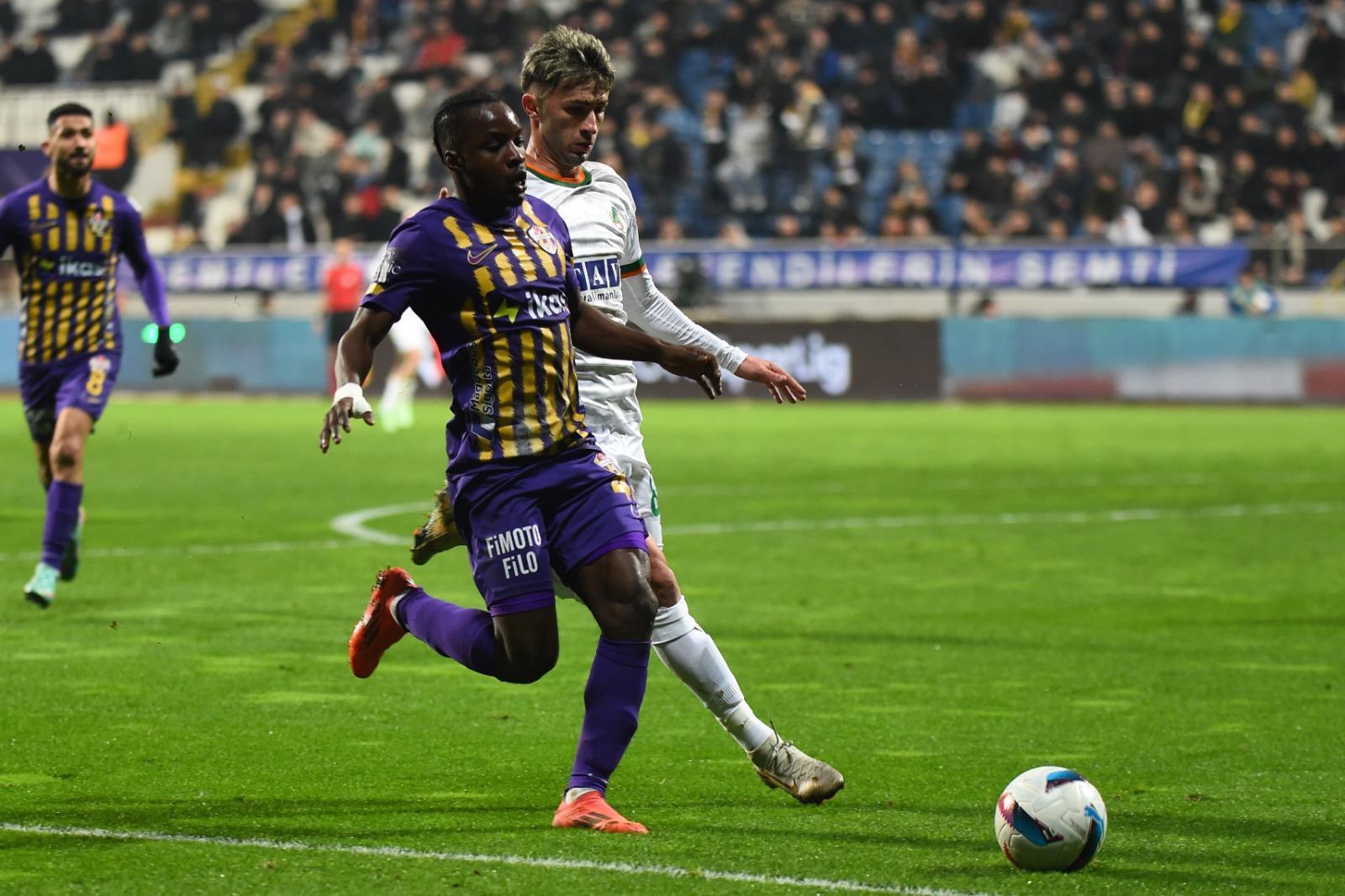 GALATASARAY ÇOK BÜYÜK KULÜP