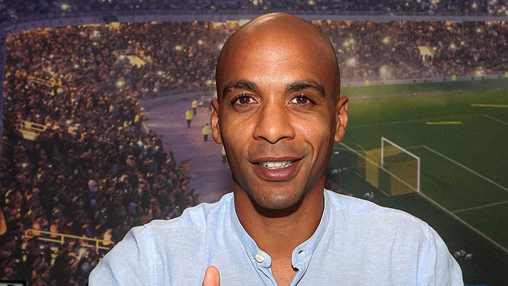 Joao Marionun imza töreninden kareler