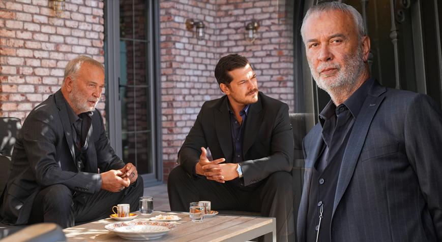 ‘Eşref Rüya’da yeni oyunlar, yenin planlar! Levent Özdilek diziye dahil oluyor