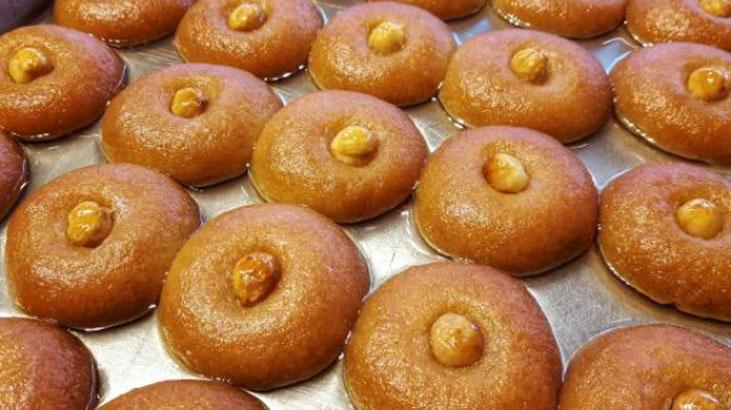 Şerbeti son zerresine kadar çeken şekerpare Tepside bir tane kalmayacak, tadı dillere destan
