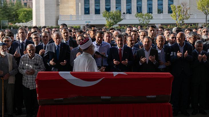 Cumhurbaşkanı Erdoğan, Başdanışmanı Hamdi Kılıçın cenaze namazına katıldı