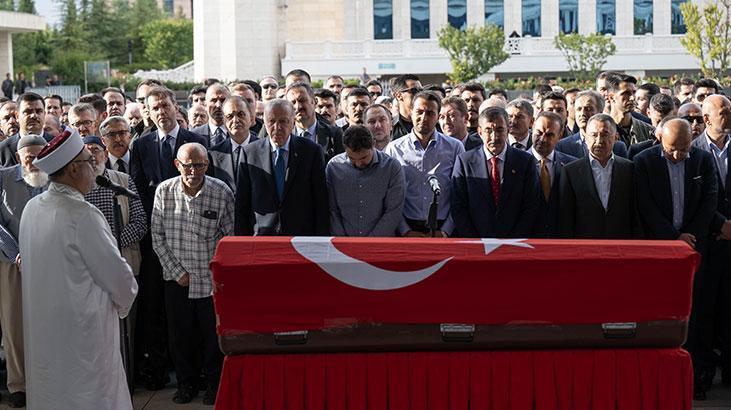 Cumhurbaşkanı Erdoğan, Başdanışmanı Hamdi Kılıçın cenaze namazına katıldı