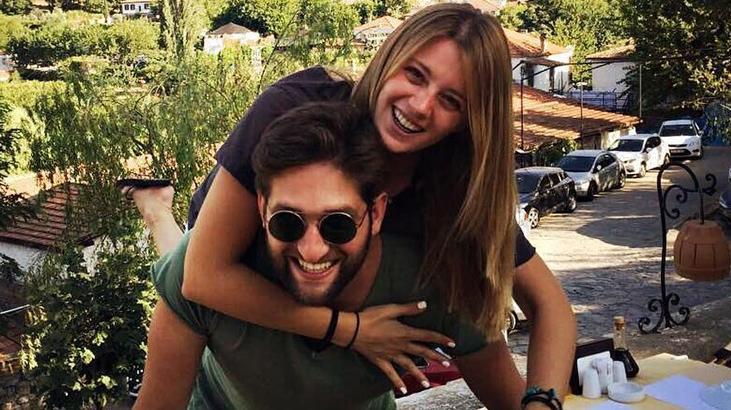Romantik paylaşım Gizem Karaca evliliklerinin 8. yıl dönümünü böyle kutladı