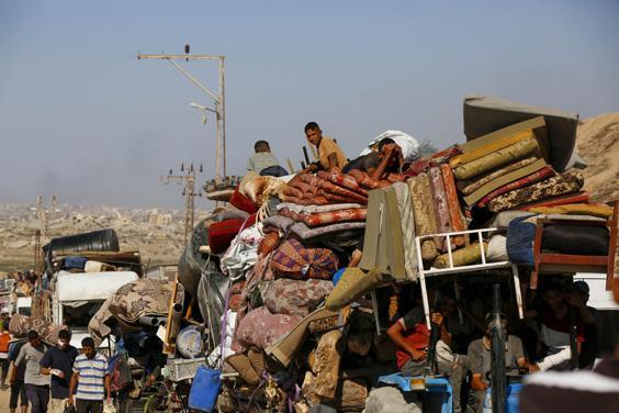 İsrail’in saldırıları nedeniyle Gazze’de zorunlu göç sürüyor