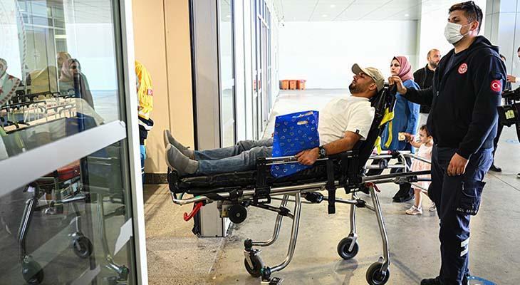 AB duyurdu: Türkiye'nin de katkılarıyla 11 Filistinli hasta Gazze'den tahliye edildi!