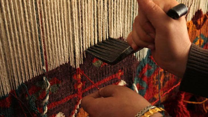 Herkeste olan dokuma halı artık servet değerinde Bu işlemeler binlerce liraymış Herkeste olan dokuma halı artık servet değerinde Bu işlemeler binlerce liraymış
