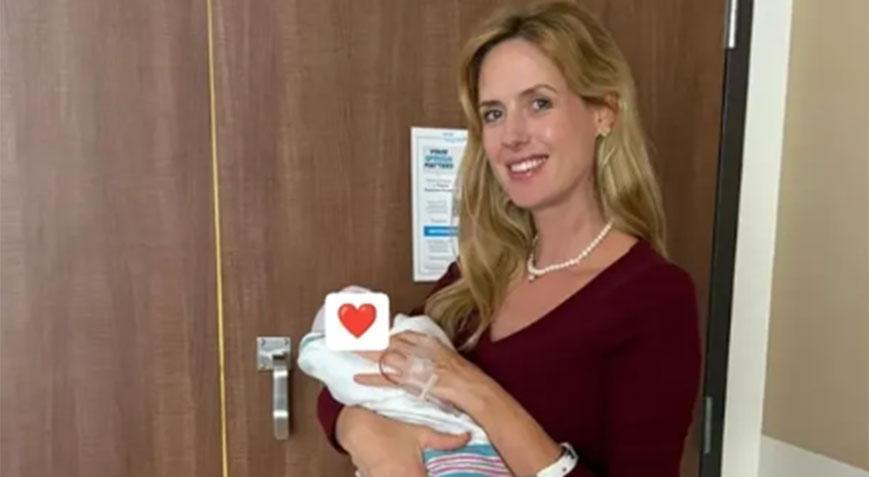 Wilma Elles dördüncü kez anne oldu Oğlunun adını açıkladı
