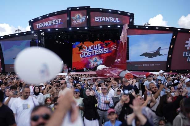 TEKNOFEST İstanbula son gün ilgi büyük İşte sıcak görüntüler