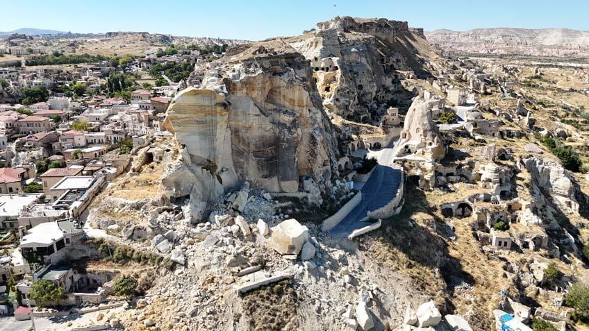 Bir günde ikinci kaya düştü Dehşete düşüren görüntüler…