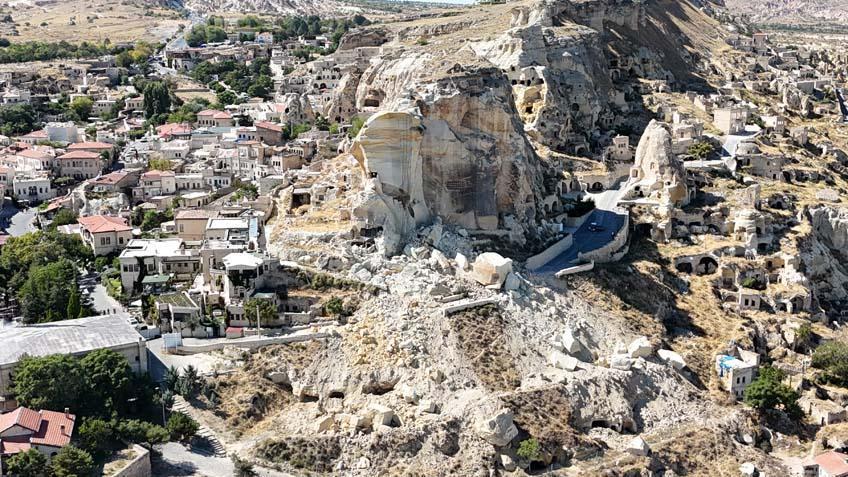 Bir günde ikinci kaya düştü Dehşete düşüren görüntüler…