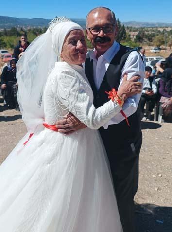 57 yaşında gelin oldu ‘25 yaşında gibi hissediyorum’