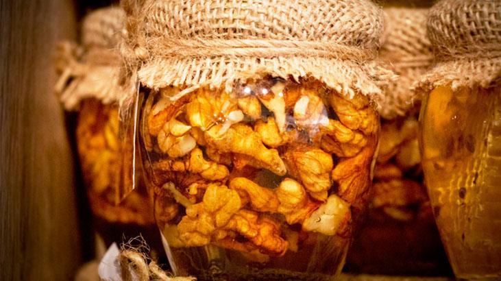 Hafızayı çakı gibi yapan Osmanlı tarifi Başka ilaca gerek yok, günde 1 avucu şifa Hafızayı çakı gibi yapan Osmanlı tarifi Başka ilaca gerek yok, günde 1 avucu şifa