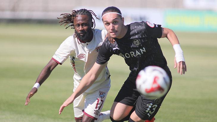 Bandırmaspor - Manisa FK maçından kareler