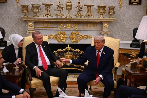 Türkiyeye CAATSA yaptırımları kaldırılabilir