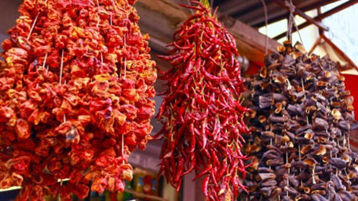 Küflenme derdine son Canan Karatay kurutulmuş biberi önerdi: En sağlıklısı