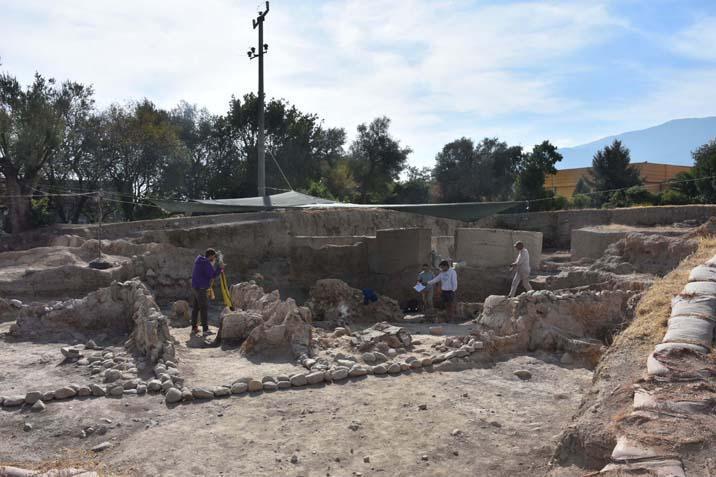 İzmir’de heyecan yaratan kazı 8 bin yıllık sır çözülüyor: ‘Bu kadar küçüklere ilk kez rastladık’