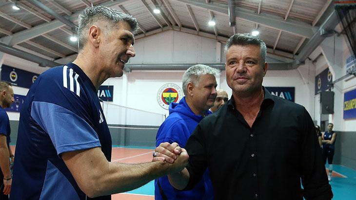 Fenerbahçe Başkanı Sadettin Sarandan voleybolcuları ziyaretinden fotoğraflar
