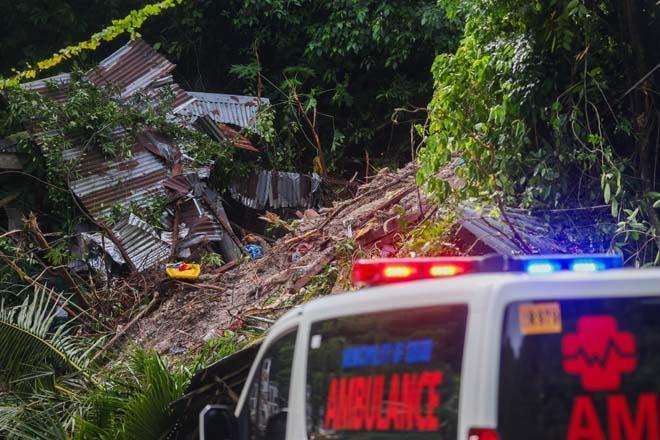 Filipinlerde 6.9 büyüklüğünde deprem Can kaybı artıyor, yanardağ patladı Filipinlerde 6.9 büyüklüğünde deprem Can kaybı artıyor, yanardağ patladı