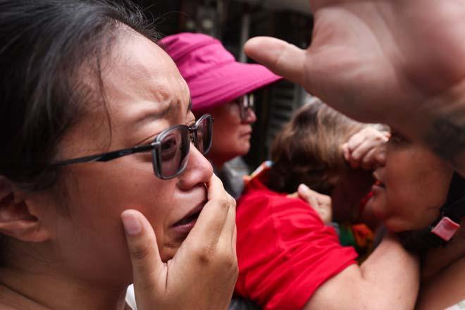 Filipinlerde 6.9 büyüklüğünde deprem Can kaybı artıyor, yanardağ patladı Filipinlerde 6.9 büyüklüğünde deprem Can kaybı artıyor, yanardağ patladı