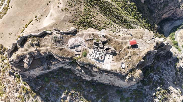 Gürcüler arıyordu, Türkler buldu Tonoz açıldı, Büyük Aşotun sırrı açığa çıktı Gürcüler arıyordu, Türkler buldu Tonoz açıldı, Büyük Aşotun sırrı açığa çıktı