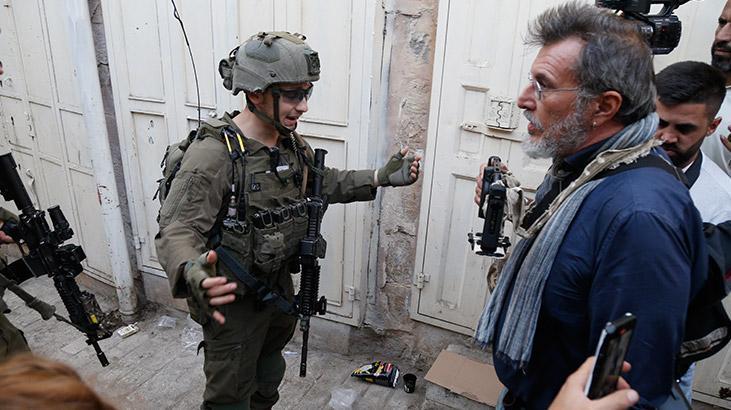 İsrail güçleri, El Halil kentine baskın düzenledi