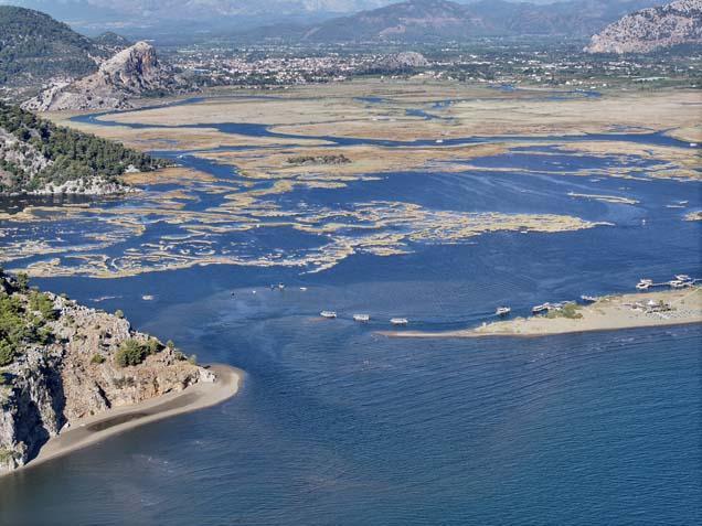 Dalyan Kanalı’nda Ekim büyüsü Labirenti andıran doğada sürprizlerle dolu bir yolculuk