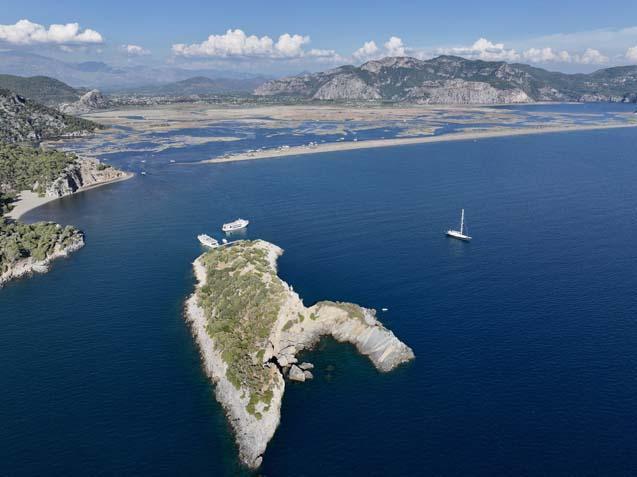 Dalyan Kanalı’nda Ekim büyüsü Labirenti andıran doğada sürprizlerle dolu bir yolculuk