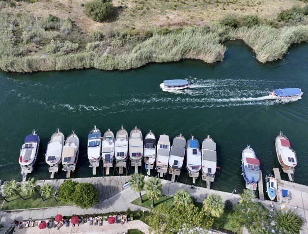 Dalyan Kanalı’nda Ekim büyüsü Labirenti andıran doğada sürprizlerle dolu bir yolculuk