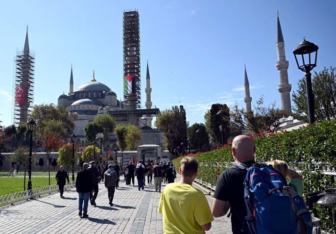 Türkiye genelinde Özgürlüğe Yürüyoruz yürüyüşleri Binlerce kişi akın etti
