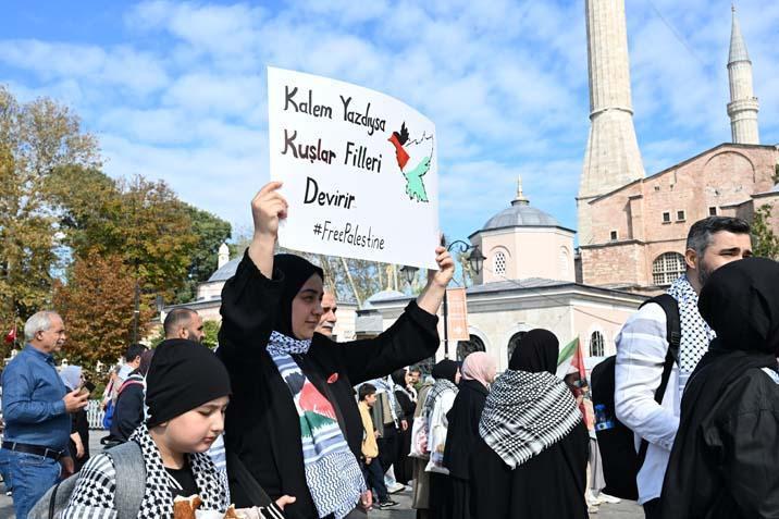 Türkiye genelinde Özgürlüğe Yürüyoruz yürüyüşleri Binlerce kişi akın etti