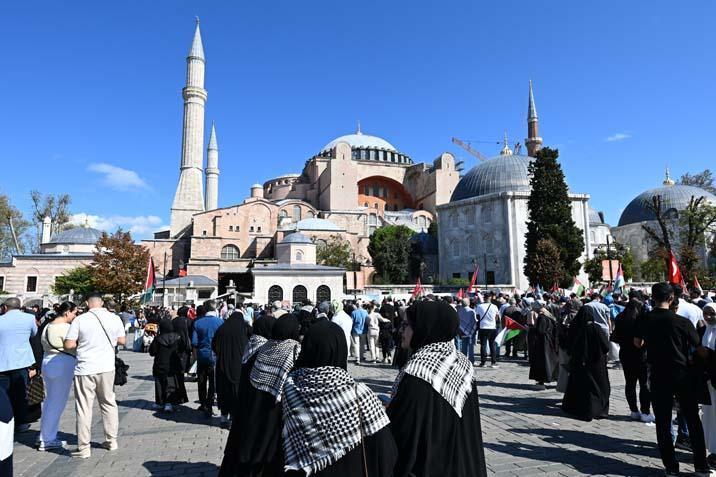 Türkiye genelinde Özgürlüğe Yürüyoruz yürüyüşleri Binlerce kişi akın etti