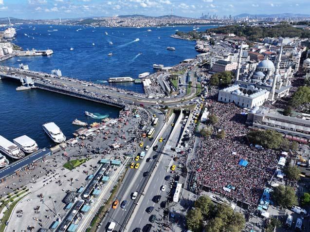 Türkiye genelinde Özgürlüğe Yürüyoruz yürüyüşleri Binlerce kişi akın etti