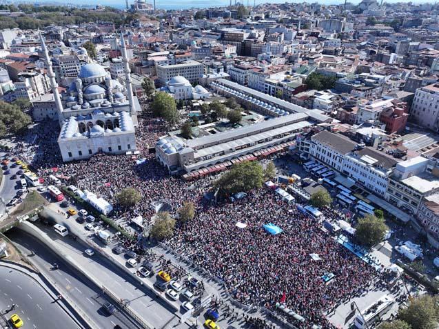 Türkiye genelinde Özgürlüğe Yürüyoruz yürüyüşleri Binlerce kişi akın etti