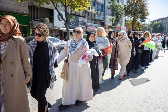Filistin için el ele: ‘Gazze’nin sessiz çığlığına sesiz’