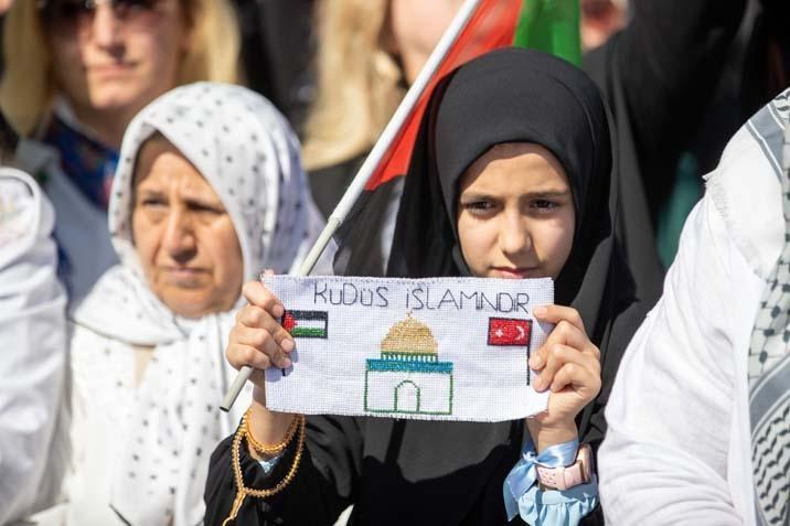 Filistin için el ele: ‘Gazze’nin sessiz çığlığına sesiz’