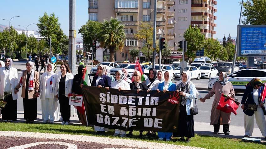 Filistin için el ele: ‘Gazze’nin sessiz çığlığına sesiz’