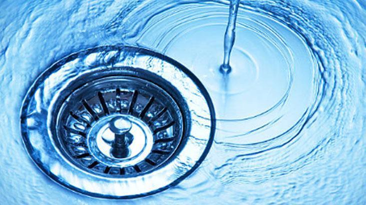 Farkında olmadan yapılıyor, gidere süt döken yandı Meğer boruları mahvediyormuş Farkında olmadan yapılıyor, gidere süt döken yandı Meğer boruları mahvediyormuş