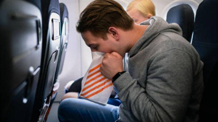 15 yıllık hostes açıkladı Türbülansı neredeyse hissettirmiyor, işte az sarsılan koltuk