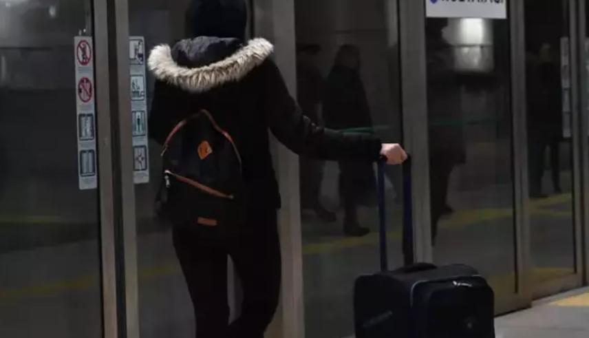 METROLARDA VALİZLER İÇİN EK ÜCRET Mİ ALINACAK METROLARDA VALİZLER İÇİN EK ÜCRET Mİ ALINACAK