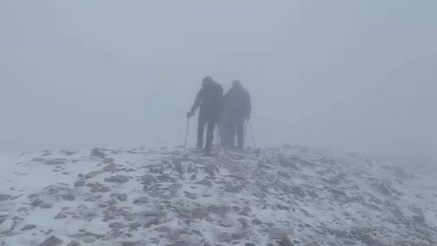 Türkiye beyaza bürünüyor İlk kar yağışı haberleri peş peşe geldi Türkiye beyaza bürünüyor İlk kar yağışı haberleri peş peşe geldi