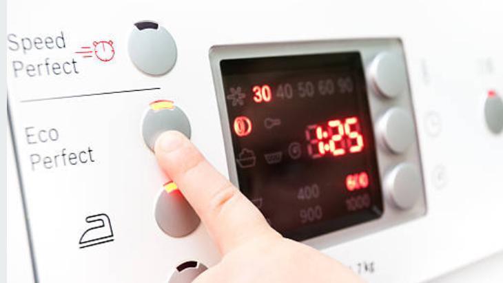 Çamaşır makinesinin en işe yaramaz programı Sadece elektrik israfı: Cep yakıyor Çamaşır makinesinin en işe yaramaz programı Sadece elektrik israfı: Cep yakıyor