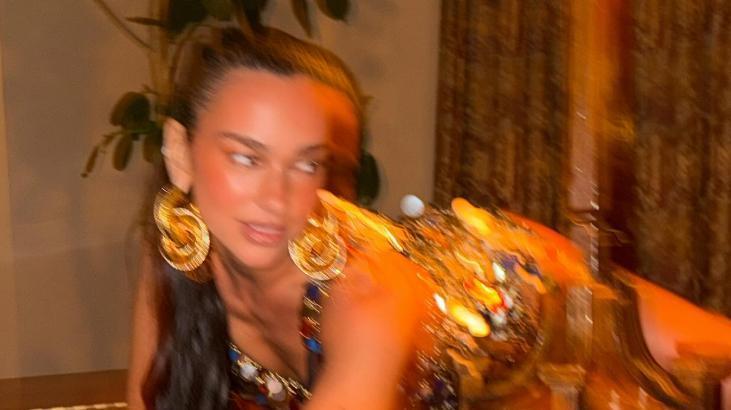 Dua Lipadan cesur pozlar Asla eğlenmiyorum