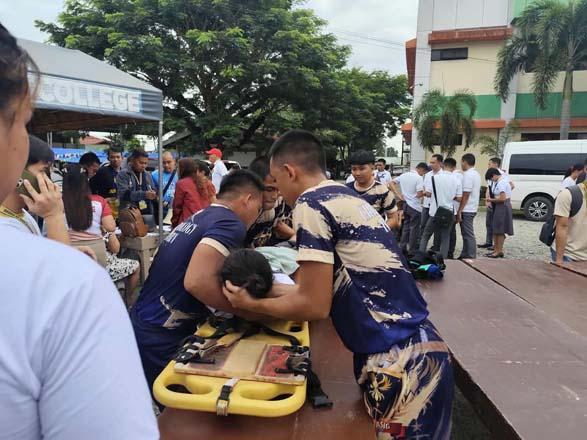 Filipinlerde 7.4 şiddetinde deprem İşte bölgeden son görüntüler