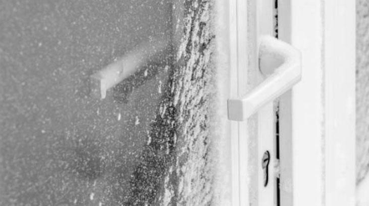 Soğukta donan kapı kilidi için muhteşem hile Vazelin bu işin sırrı, tık diye açılıyor